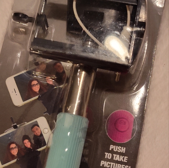 NWT!! In-Style Selfie Stick - Picture 2 of 6
